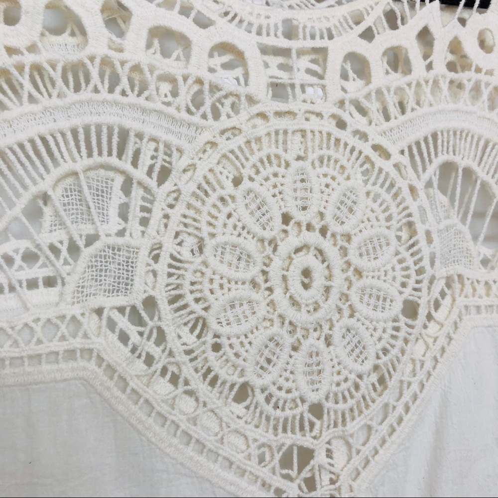 Boho Crochet Sleeveless Top - Picture 2 of 4